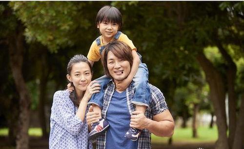 爸爸是坏人冠军,爸爸竟是坏人冠军，家庭伦理剧背后的惊人真相